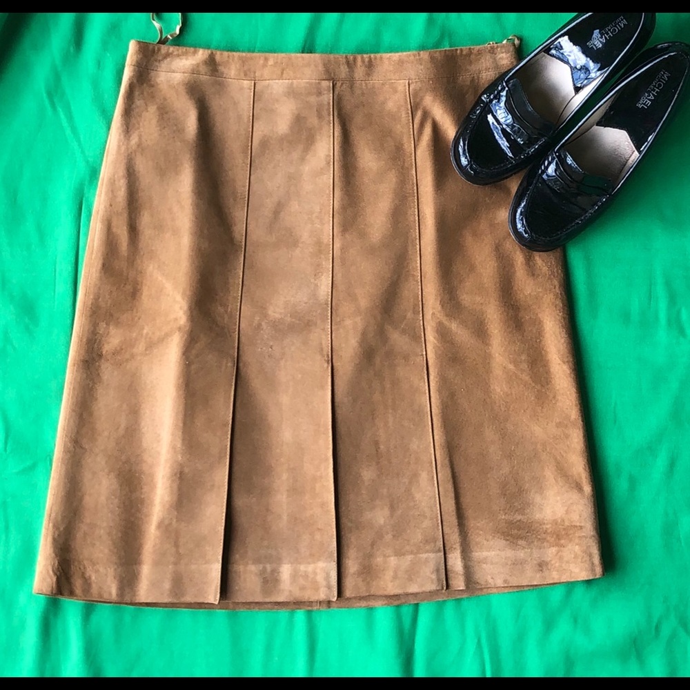 Ann Taylor 100% leather.